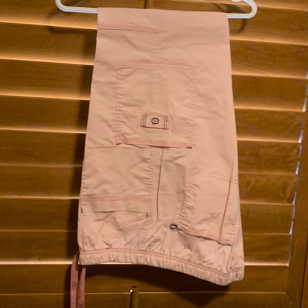 Women’s scrubs - Picture 4 of 8